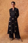 Pouli Pret_Black Chanderi, Organza Zari V-neck Embroidered Kurta Set _Online_at_Aza_Fashions