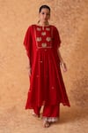 Buy_Pouli Pret_Red Georgette Embroidery, Zari Round Neck Zardozi Kaftan And Pant Set _at_Aza_Fashions