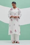 Buy_Priya Chaudhary_White Linen Embroidery Split V-neck Block Print Kurta Set 