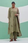 Buy_Priya Chaudhary_Green Linen Embroidery V-neck Block Print Kurta Set _at_Aza_Fashions
