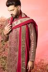 Kasbah_Maroon Georgette Mirrors Work Kurta With Stole _Online_at_Aza_Fashions