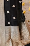 Buy_Naaritva India_Black Zari Handwoven Banarasi Saree With Running Blouse 