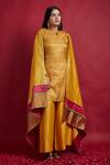 Shop_Vinusto_Yellow Chanderi Embroidery, Zari Mandarin Collar Zig-zag Weaves Kurta Set _Online_at_Aza_Fashions