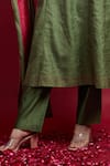 Buy_Vinusto_Olive Green Chanderi Embroidery V-neck Kurta Set _Online_at_Aza_Fashions