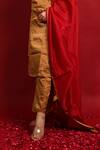 Buy_Vinusto_Gold Silk, Chanderi Zari, Tassels V-neck Kurta Set With Red Dupatta _Online_at_Aza_Fashions