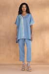 Buy_Kaveri_Blue Linen V-neck Brush Stroke Square Co-ord Set _at_Aza_Fashions