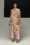 Buy_Urvashi Kaur_Pink Linen, Silk Quartz Pant _at_Aza_Fashions