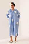 Buy_OFRIDA_Blue Cotton Round Neck Luna Applique Gathered Dress _at_Aza_Fashions