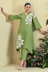Shop_Origani_Green Linen Applique V-neck Embroidered Chanderi Silk Kurta Set _Online_at_Aza_Fashions