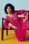 Buy_Prahnaaya_Pink Crepe, Silk Beads, Sequins V-neck Asymmetric Kurta Set _Online_at_Aza_Fashions