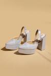 Buy_Tiesta_Silver Glitter Pointed Toe Platform Pumps _Online_at_Aza_Fashions
