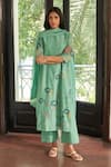 Buy_Vaayu_Mint Muslin, Cotton Applique Keyhole Neck Kurta Set _at_Aza_Fashions