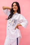 Meher By Islie_White Crepe Collared Hand Painted Pant Set _at_Aza_Fashions