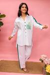 Meher By Islie_White Crepe Collared Hand Painted Pant Set 