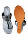 Buy_The Madras Trunk_Gray Cut Work Haiku Wedges 