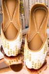 Buy_NR By Nidhi Rathi_Off White Embellished Ethnic Juttis _at_Aza_Fashions