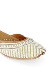 NR By Nidhi Rathi_White Embellished Round-toe Juttis _at_Aza_Fashions