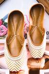 Shop_NR By Nidhi Rathi_White Embellished Round-toe Juttis 