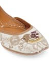 Shop_NR By Nidhi Rathi_White Designer Embroidered Flat Juttis _Online_at_Aza_Fashions