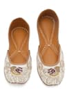 Buy_NR By Nidhi Rathi_White Designer Embroidered Flat Juttis 