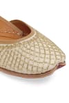 Buy_NR By Nidhi Rathi_Gold Gold-toned Leather Embroidered Juttis 