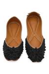 NR By Nidhi Rathi_Black Embroidered Flat Juttis _at_Aza_Fashions