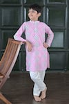 Shop_The Plum Bum_Pink Cotton Pink-grey Honeycomb Kurta Set _at_Aza_Fashions