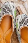 Shop_NR By Nidhi Rathi_White Embellished Ethnic Flat Juttis 
