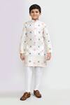 Buy_Petite Pomme_Off White Silk Embroidery Kurta And Pant Set _at_Aza_Fashions