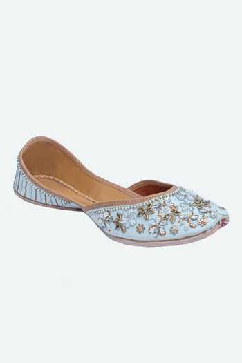 Buy_NR By Nidhi Rathi_Gray Embellished Leather Flat Juttis _at_Aza_Fashions