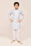 Buy_Petite Pomme_White Cotton, Silk Zari Printed Kurta And Pant Set _at_Aza_Fashions