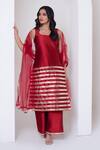 Buy_Pomcha Jaipur_Red Taffeta, Silk, Net Gota Patti Square Neck Kurta Pant Set _at_Aza_Fashions