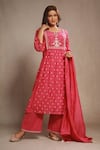 Shop_Sonali Methi_Pink Embroidery Round Neck Rani Hand Kurta Set _at_Aza_Fashions