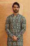 Buy_Sva By Sonam & Paras Modi_Ivory Silk Embroidery Embellished Kurta Set _Online_at_Aza_Fashions