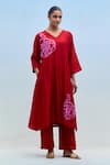 Buy_Priya Chaudhary_Red Chanderi V-neck Blockprint Kurta And Pant Set _at_Aza_Fashions