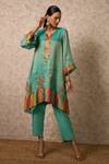 Buy_Priti Prashant_Green Tissue, Crepe Embroidery Split V-neck Zing Sea Kurta Set _at_Aza_Fashions