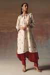Buy_Twenty Nine_Ivory Silk Embroidery Round Neck Monga Kurta _at_Aza_Fashions
