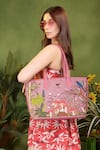 Buy_PickAleaf_Pink Embroidery Paradise Tote Bag 
