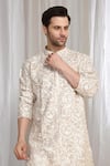 Shop_Aham-Vayam_Beige Cotton Embroidery Flora Thread Kurta 