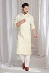 Aham-Vayam Cream Cotton Embroidery Flora Thread Kurta at Aza Fashions Aham-Vayam_Cream Cotton Embroidery Flora Thread Kurta _at_Aza_Fashions
