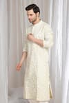 Shop Aham-Vayam Cream Cotton Embroidery Flora Thread Kurta Shop_Aham-Vayam_Cream Cotton Embroidery Flora Thread Kurta