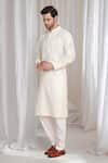Shop Aham-Vayam White Cotton Embroidery Thread Kurta Online at Aza Fashions Shop_Aham-Vayam_White Cotton Embroidery Thread Kurta _Online_at_Aza_Fashions