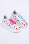 Buy_The Saree Sneakers_White Colored Cross Sneakers _at_Aza_Fashions