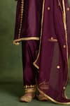 Saina Kapoor_Wine Chanderi Embroidery Split V-neck Choga Kurta Set _Online_at_Aza_Fashions