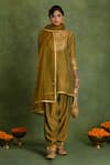 Buy_Saina Kapoor_Green Chanderi Embroidery Split V-neck Kurta Set _at_Aza_Fashions