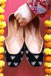 Buy_Kurrbat_Black Midnight Zardozi Hand Embroidered Juttis _at_Aza_Fashions