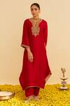 Buy_Sheetal Batra_Red Embroidery Split V-neck Amaya Kaftan Set _at_Aza_Fashions