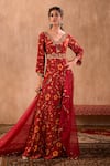Buy_Mehak Murpana X AZA_Red Crepe, Georgette Embroidery V-neck Floral Print Anarkali With Dupatta _at_Aza_Fashions