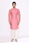 Buy_Arihant Rai Sinha_Pink Silk Printed Kurta 