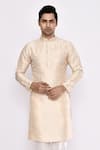 Buy_Arihant Rai Sinha_Peach Silk Embroidery Blend Kurta _at_Aza_Fashions